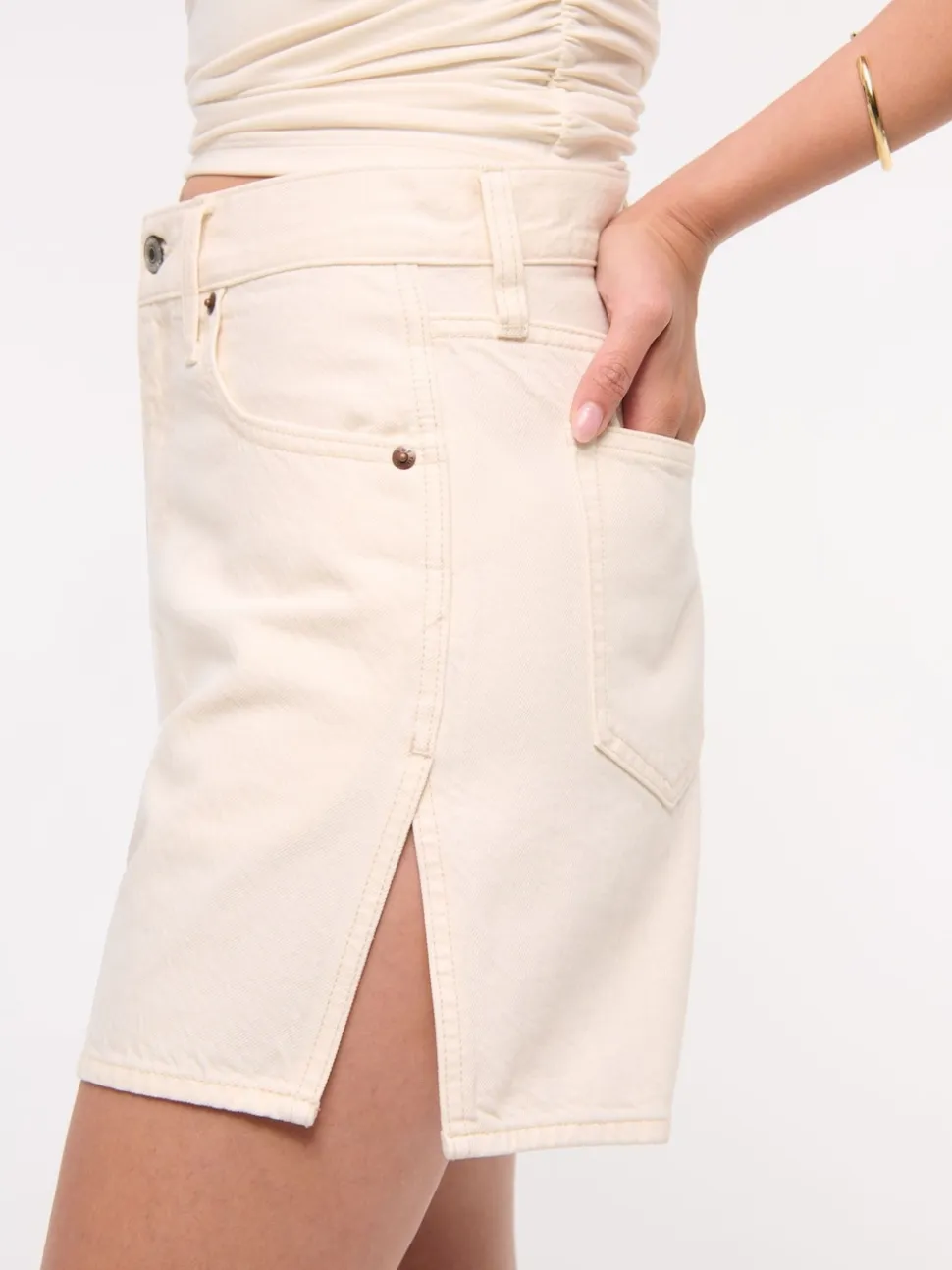 Abercrombie & Fitch High Rise Loose Denim Shorts With Vent Hem