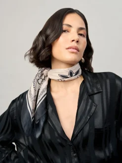 Aela Modern Western Black Scarf