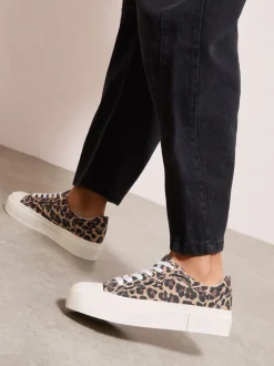 Animal - Luipaardprint - Friends Like These Canvas Flatform Lace Up Casual Low Top Trainers