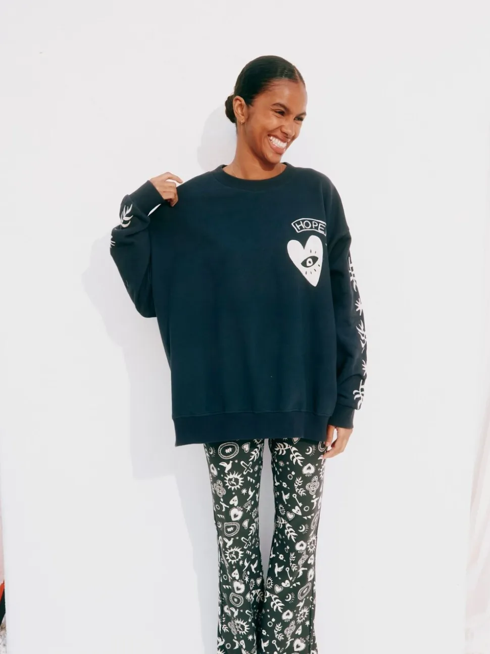 Antraciet - Never Fully Dressed Embroidered Sweatshirt