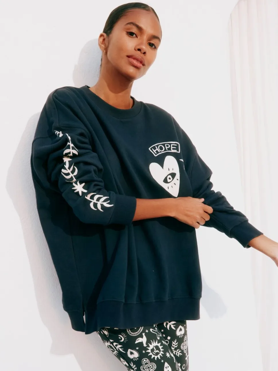 Antraciet - Never Fully Dressed Embroidered Sweatshirt