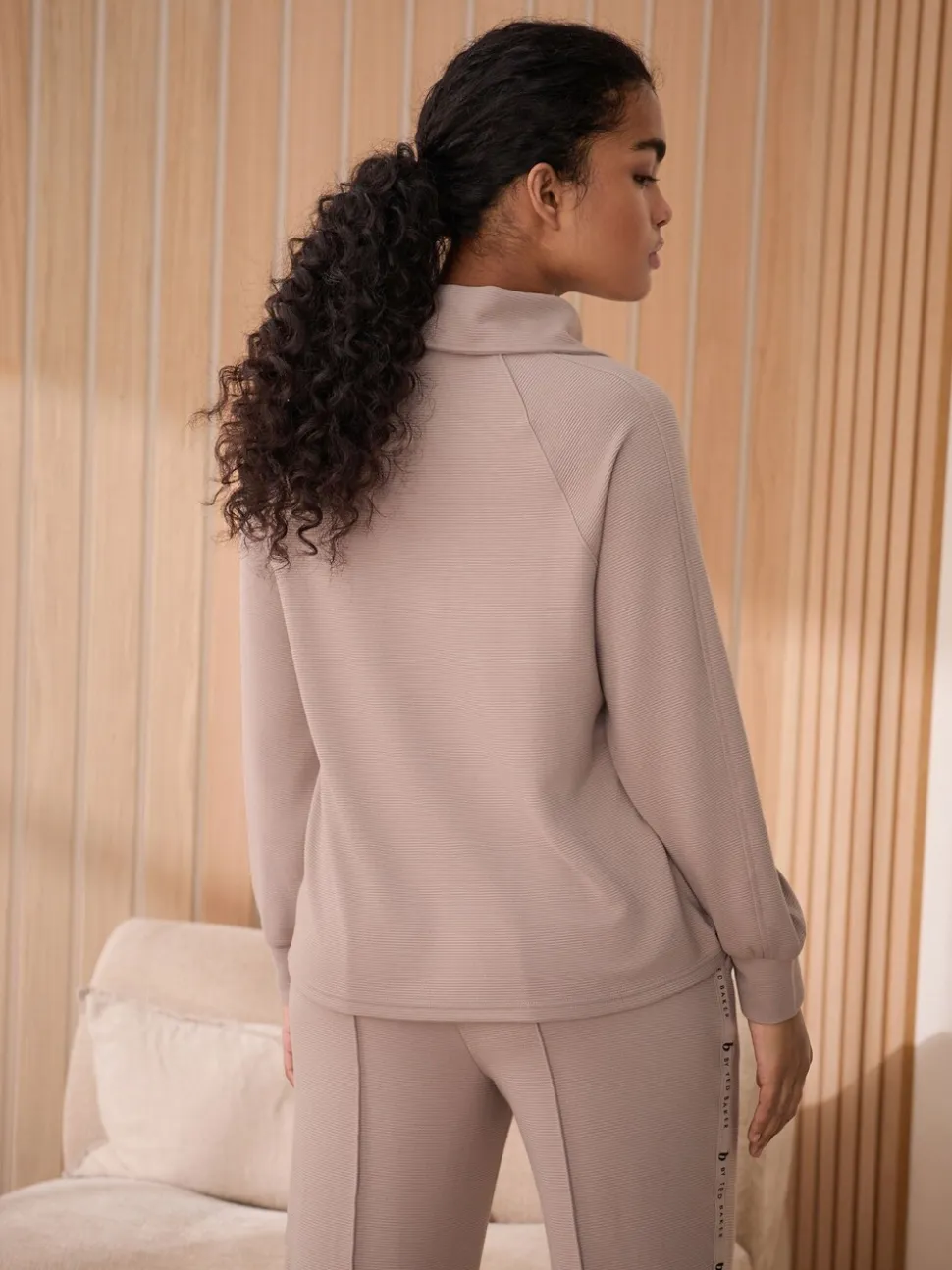 B by Ted Baker roze geribbelde loungetop met kwartrits