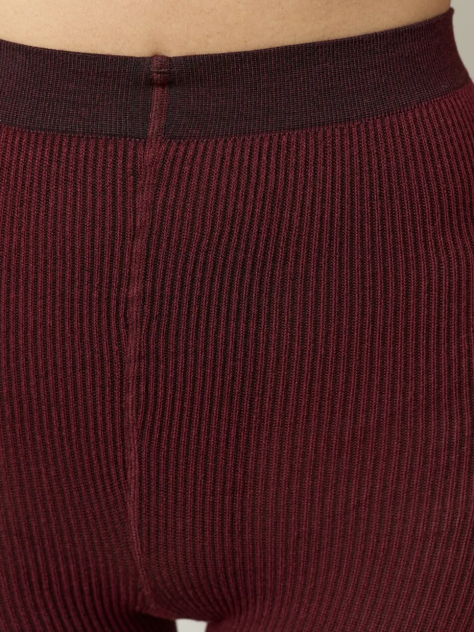 Bessenrood - Warm Handle Knitted Cable Tights 1 Pack