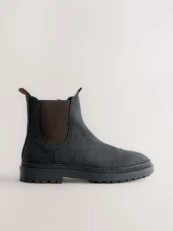 Black Oiled Leather - Forever Comfort® Round Toe Chelsea Boots