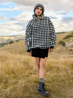 Black/White Houndstooth Check - Jacquard Teddy Borg Quarter Zip Fleece Sweatshirt