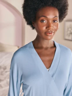 Blauw - Laura Ashley - Modal kamerjas met kanten afwerking