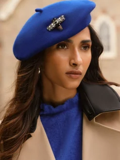 Blauw versierd - Love & Roses Beret Hat