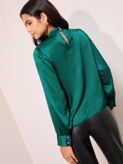 Blauwgroen - Friends Like These - Gecrushte satijnen blouse met gedraaide hals en lange mouwen
