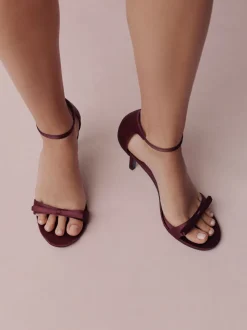 Bordeauxrood - Forever Comfort® Mini Satin Bow Heeled Sandals