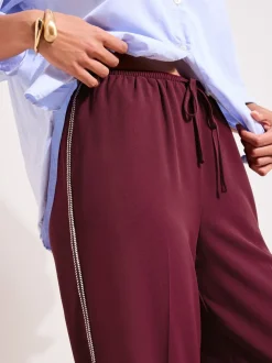 Bordeauxrood - Friends Like These Crochet Trim Wide Leg Trousers