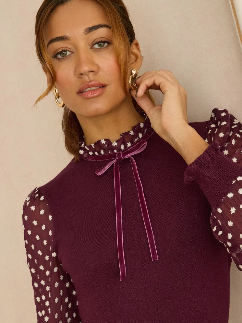 Bordeauxrood - Love & Roses Frill Neck Chiffon Sleeve Knitted Mini Dress