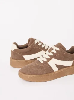 Bruin - Friends Like These Lace Up Retro Gumsole Sports Trainers