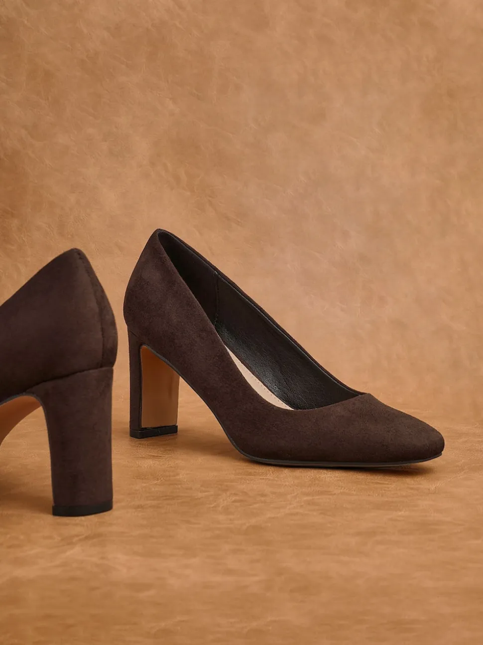 Bruin - Linzi Agenda Block Heel Courts