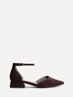 Bruin - Linzi Dolly pumps met lage blokhak en wijde pasvorm
