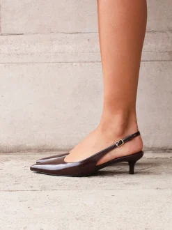 Bruin - Linzi Elvira slingback pumps met kleine hak