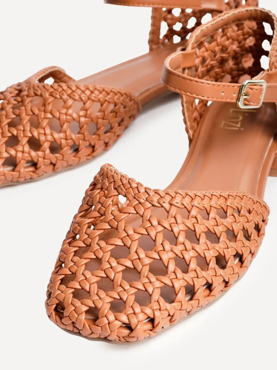 Bruin - Linzi Suki handgeweven pumps met lage blokhak