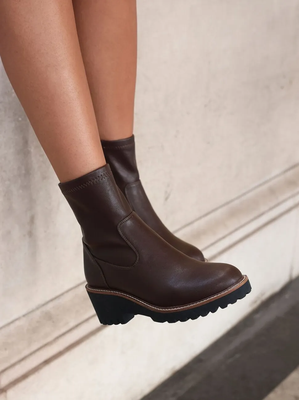 Bruin - Linzi Trish stretchy Wedged Heel Boots