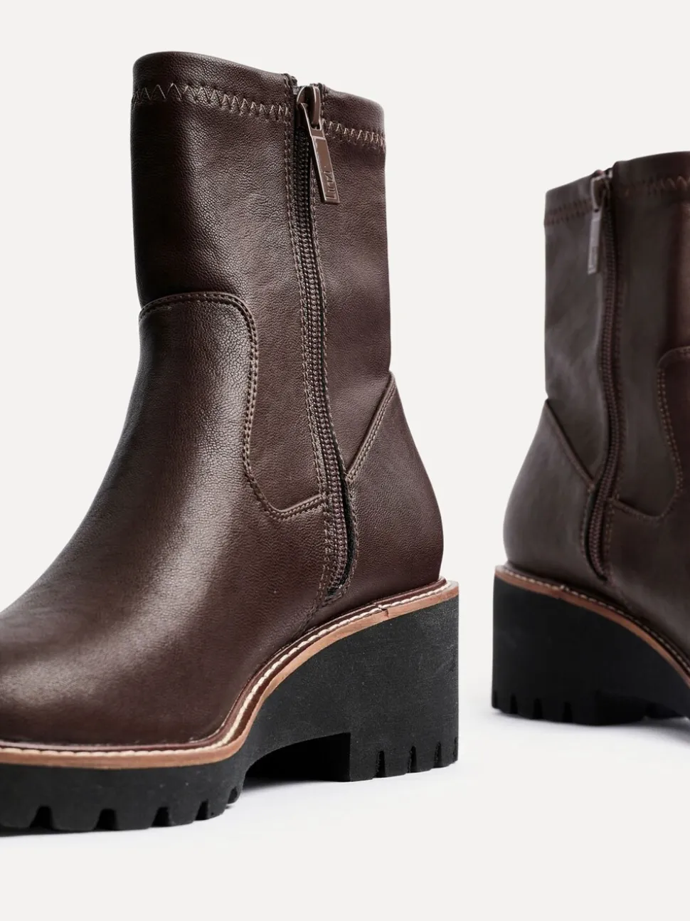 Bruin - Linzi Trish stretchy Wedged Heel Boots