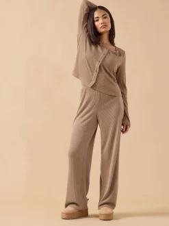 Bruin - PixieGirl Petite Ribbed Wide Leg Joggers
