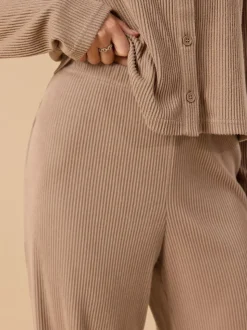 Bruin - PixieGirl Petite Ribbed Wide Leg Joggers