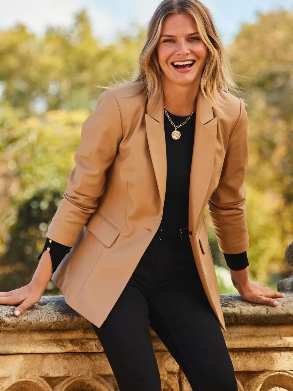 Bruin - Sosandar blazer van imitatieleer