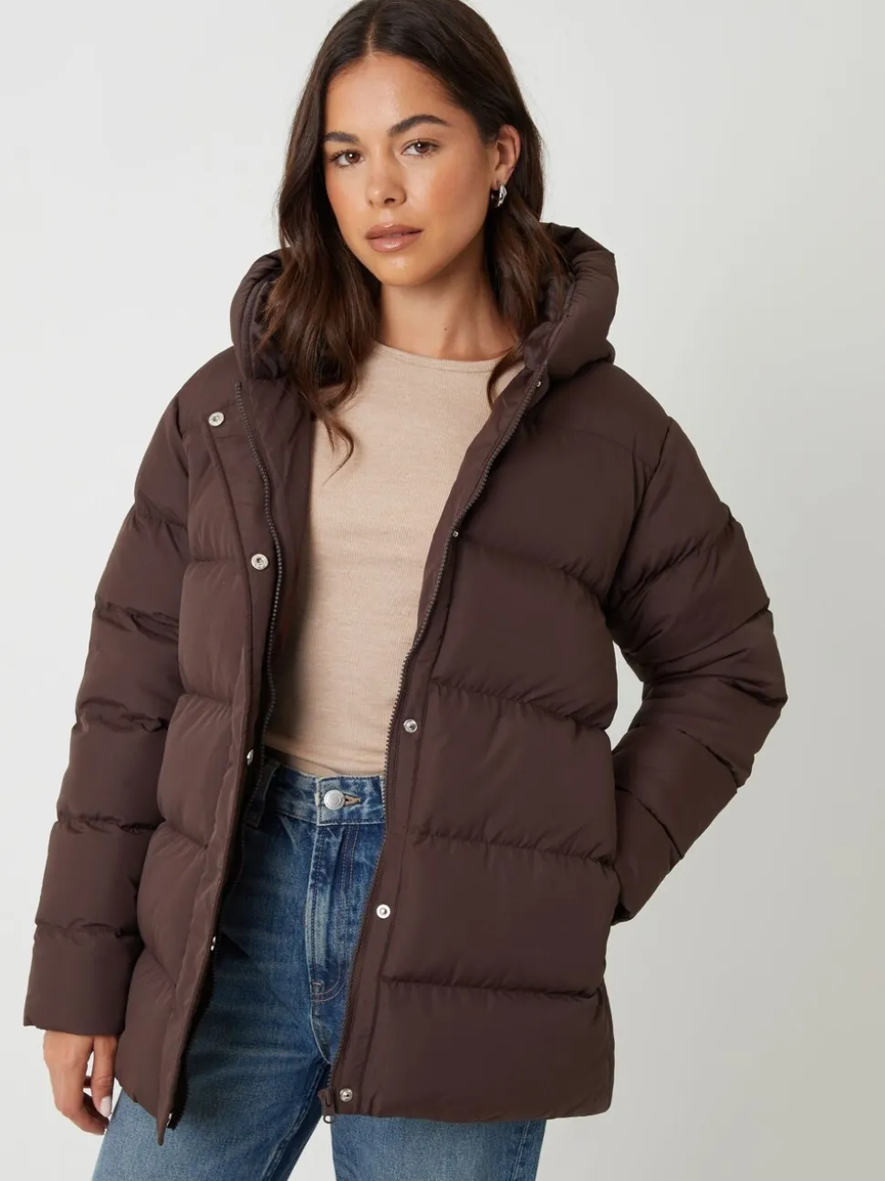 Bruin - Threadbare - Gewatteerd jack met capuchon
