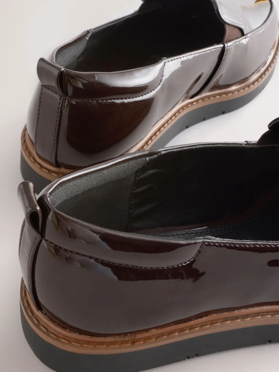 Bruin gepantenteerd - Forever Comfort® Slip On Clean Chunky Sole Loafers