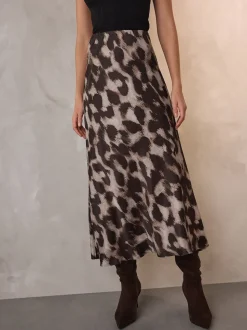 Bruin met dierenprint - Satijnen midirok