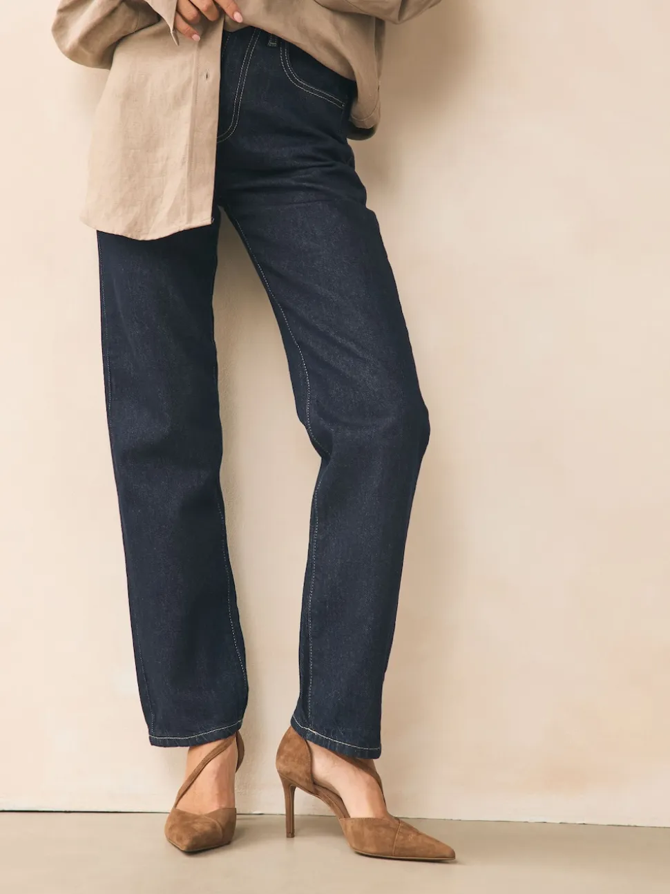 Bruin suède - Premium Leather Asymmetric Court Heels