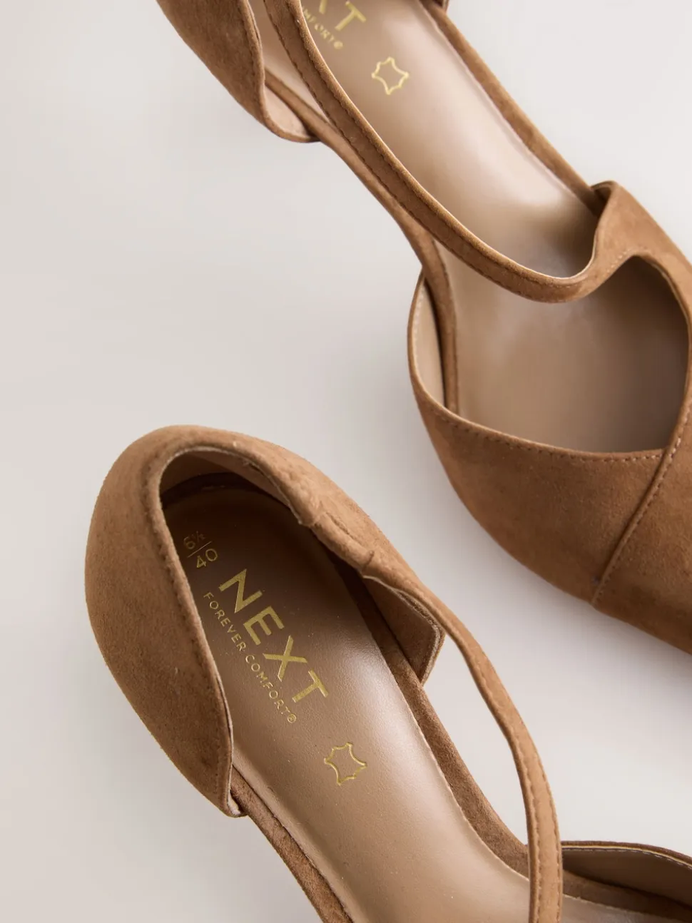 Bruin suède - Premium Leather Asymmetric Court Heels