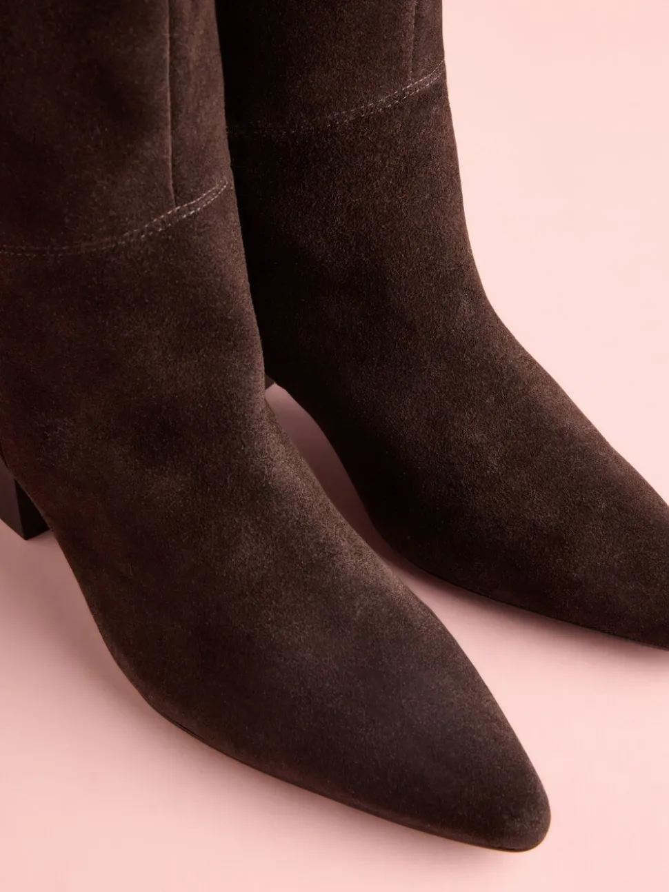 Bruin suède - Tabitha Simmons x Next Cassidy Knee High Block Heel Boots
