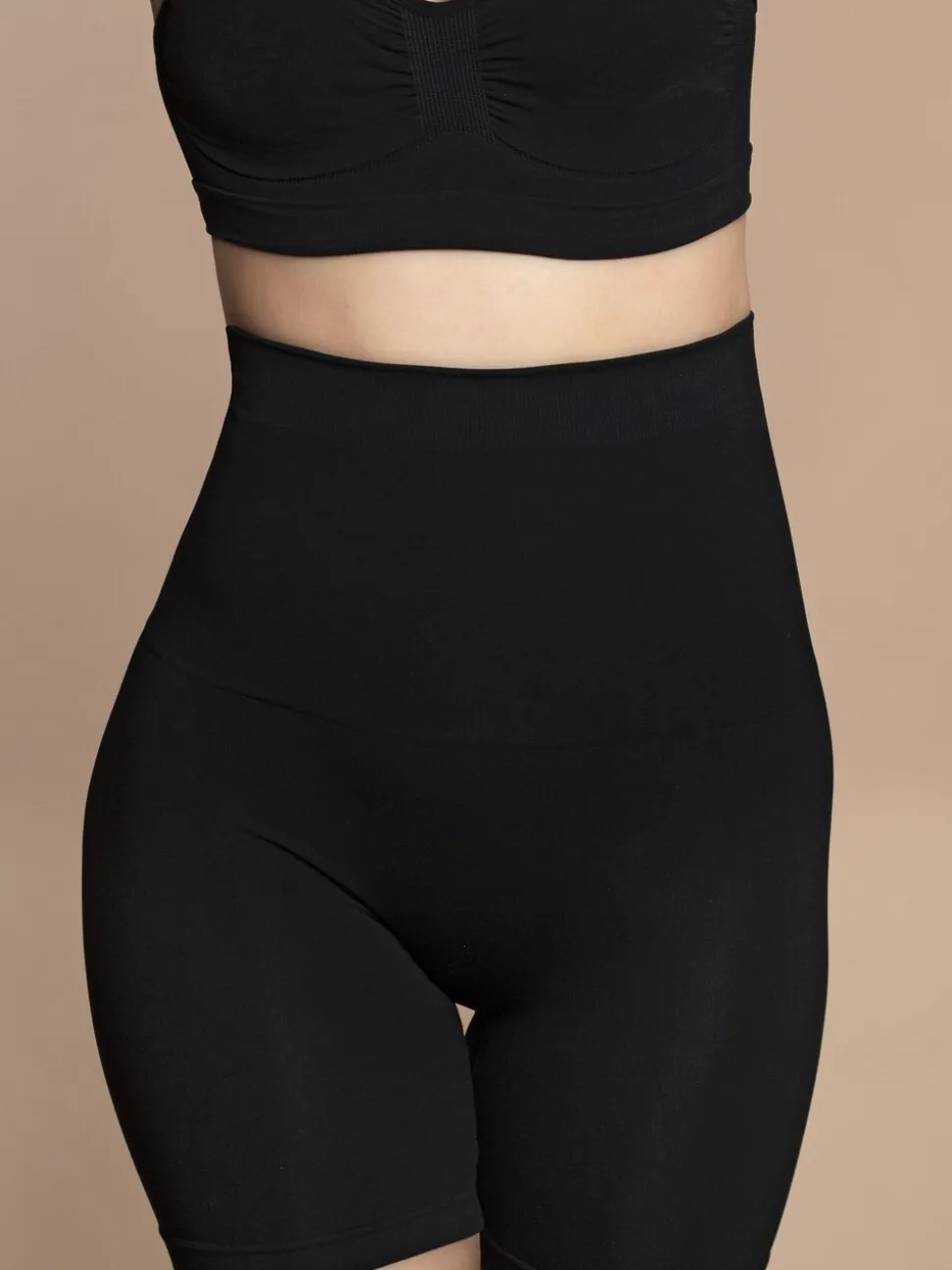 Bye Bra - Zwarte naadloze short