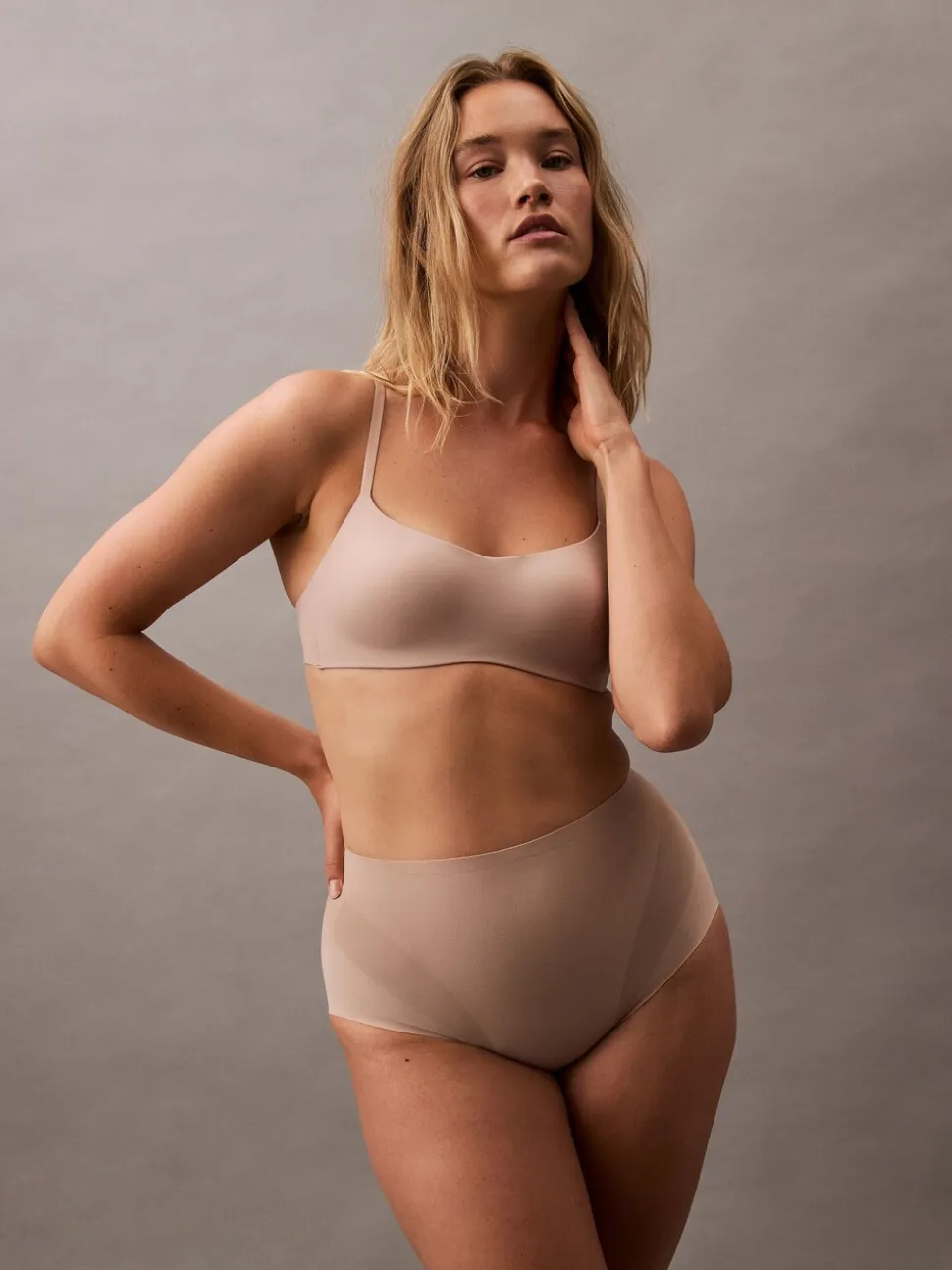 Calvin Klein Sculpted Shapewear Briefs - Stay Put Mesh