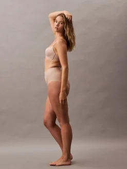 Calvin Klein Sculpted Shapewear Briefs - Stay Put Mesh