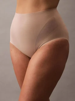 Calvin Klein Sculpted Shapewear Briefs - Stay Put Mesh