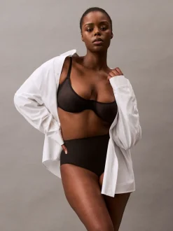 Calvin Klein Sculpted Shapewear Briefs - Stay Put Mesh
