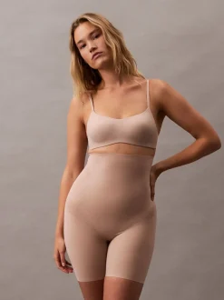 Calvin Klein Stay Put Stretch Mid Thigh Shorts