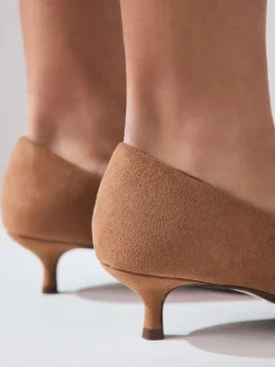 Camel - Puntige lage naaldhakken schoenen