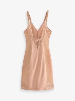 Caramel-nude - Wear Your Own - Beha-slipdress van kant met krachtige buikcorrectie