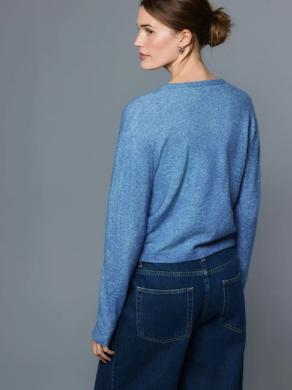 Chambray Blue Embellished - Gebreid vest met ronde hals