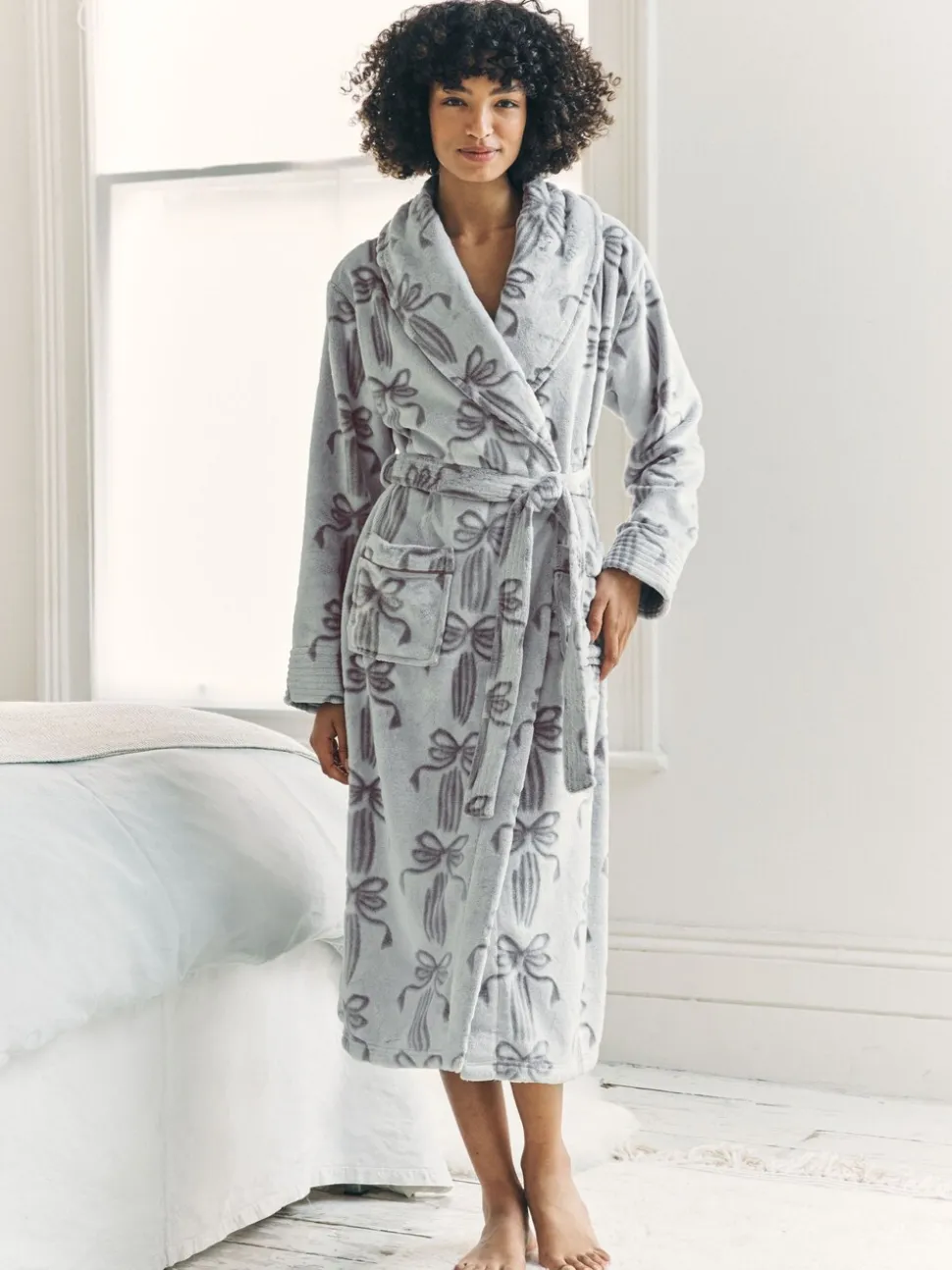 Chelsea Peers Fleece Burnout Ribbon Bow Long Dressing Gown
