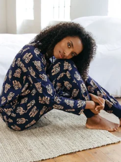 Chelsea Peers Lange pyjamaset met cockapoo-print en ronde hals