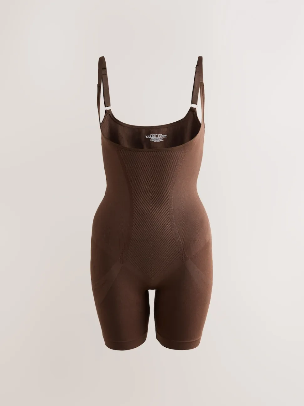 Chocolade nude - Wear Your Own Bra - Body met sterke buikcorrectie