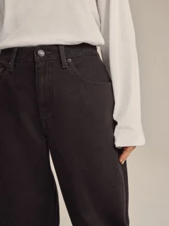 Chocoladebruin - Baggy jeans met wijde pijpen en halfhoge taille