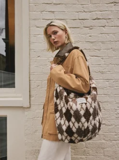 Chocoladebruin - Borg Argyle Shoulder Bag