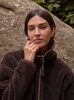 Chocoladebruin - Borg Zip Through Fleece With Rib Collar