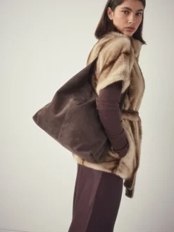 Chocoladebruin - Faux Suede Slouchy Shoulder Bag