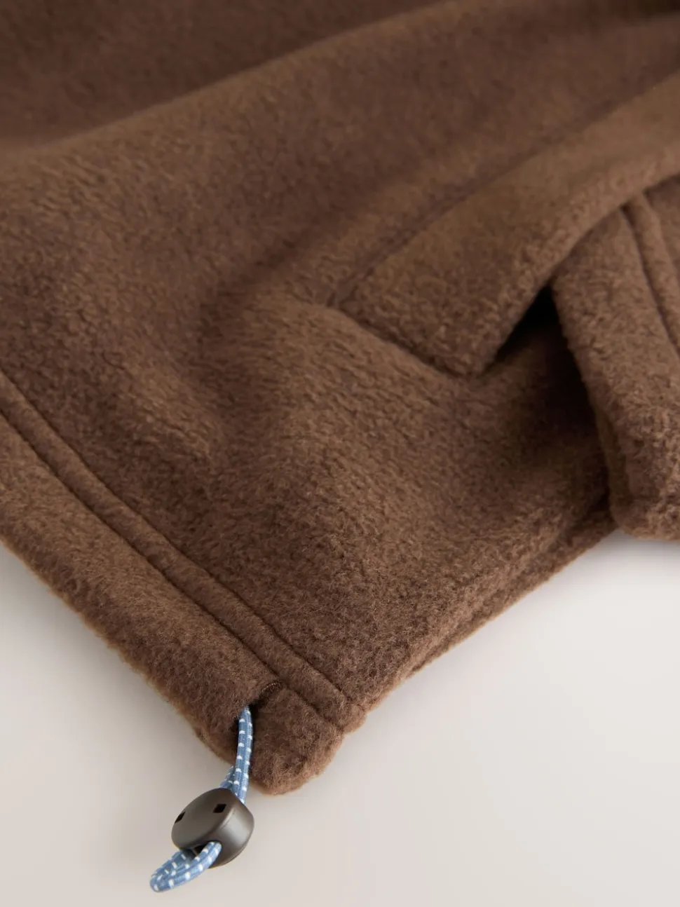 Chocoladebruin - Fleece trui met korte rits