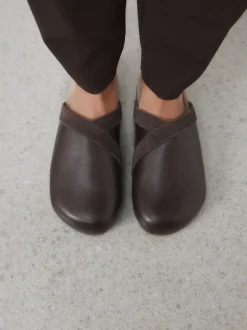 Chocoladebruin - Forever Comfort Leather Clean Footbed Clogs