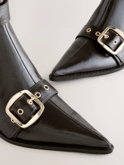 Chocoladebruin - Forever Comfort® Cut Out Buckle Detail Ankle Boots